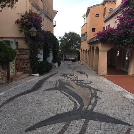 Grazioso Bilocale A In Costa Smeralda