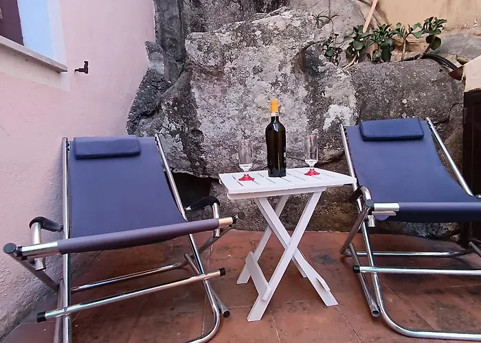 Grazioso Bilocale A In Costa Smeralda 罗通多港
